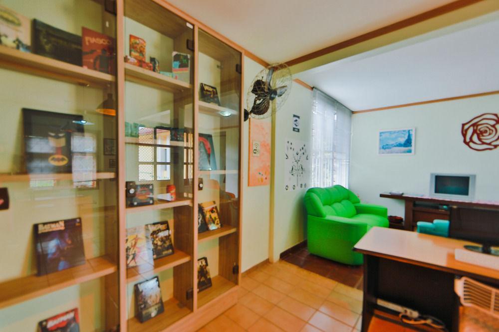 Casa de hóspedes Residencial E Evelina 2*