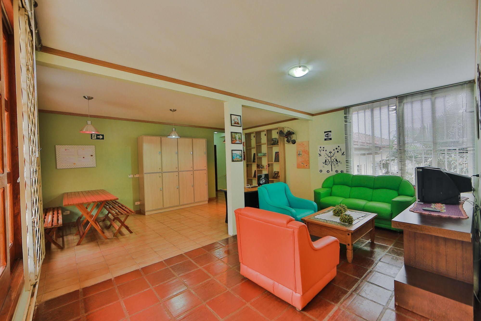 Residencial E Evelina Casa de hóspedes 2*