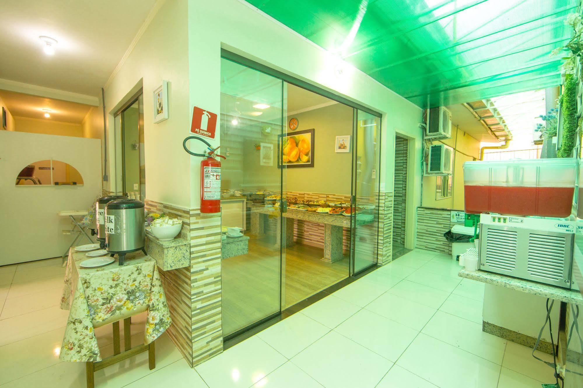 Residencial E Evelina Casa de hóspedes